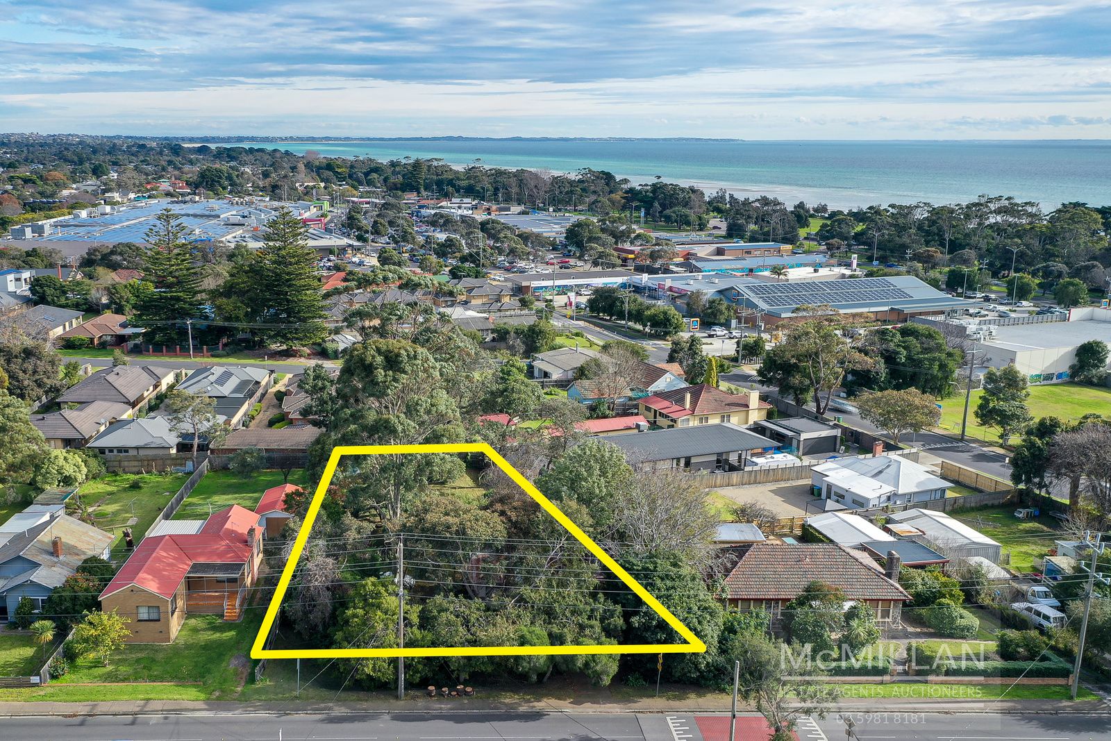 10 First Avenue, Rosebud VIC 3939 Domain
