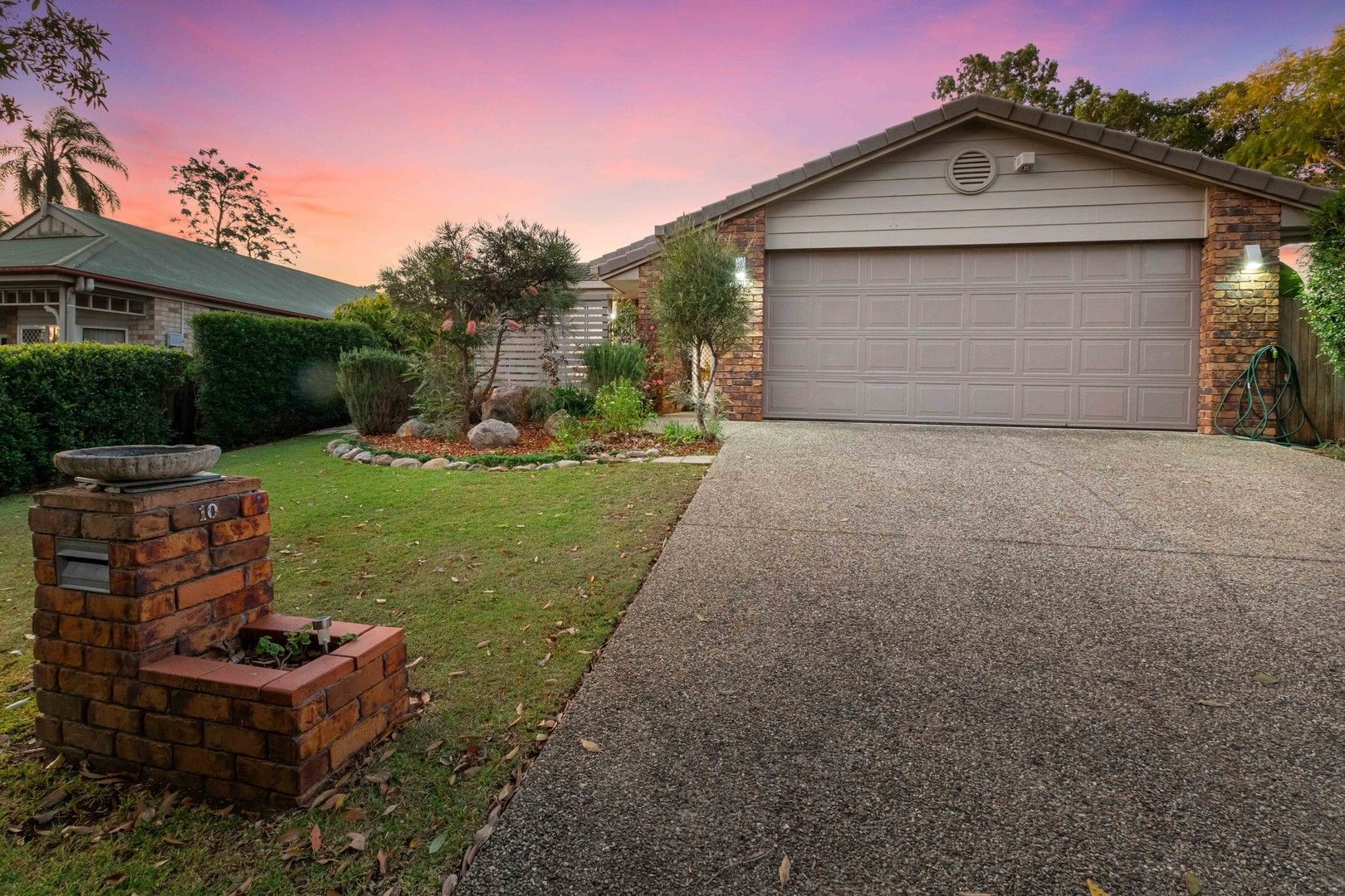 10 Clifford Place, Forest Lake QLD 4078 Domain