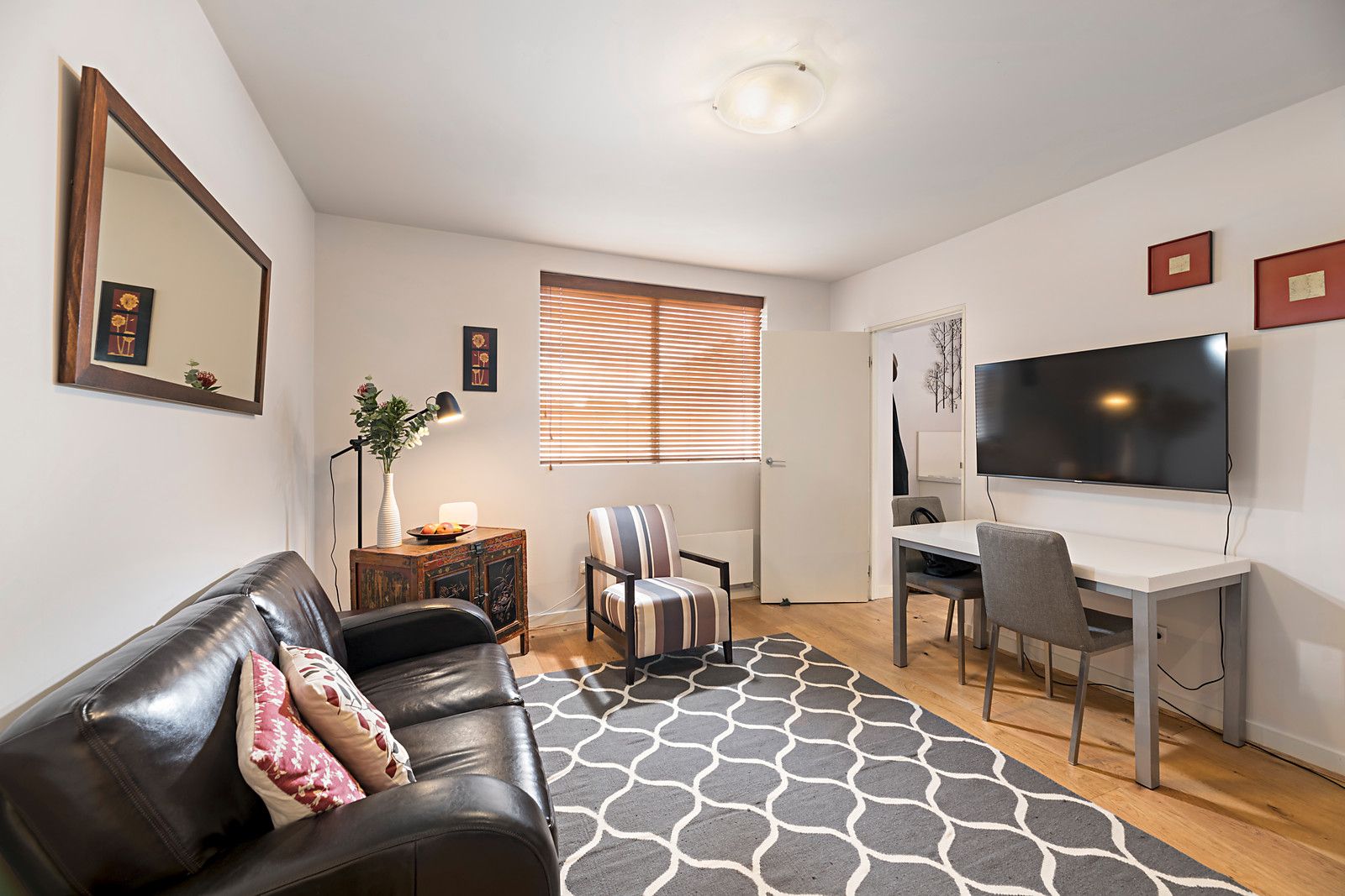 8/44 Kneen Street, Fitzroy North VIC 3068, Image 2