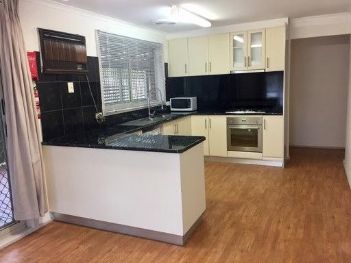1 bedrooms Studio in 4/5 Broadacres Court NARRE WARREN VIC, 3805