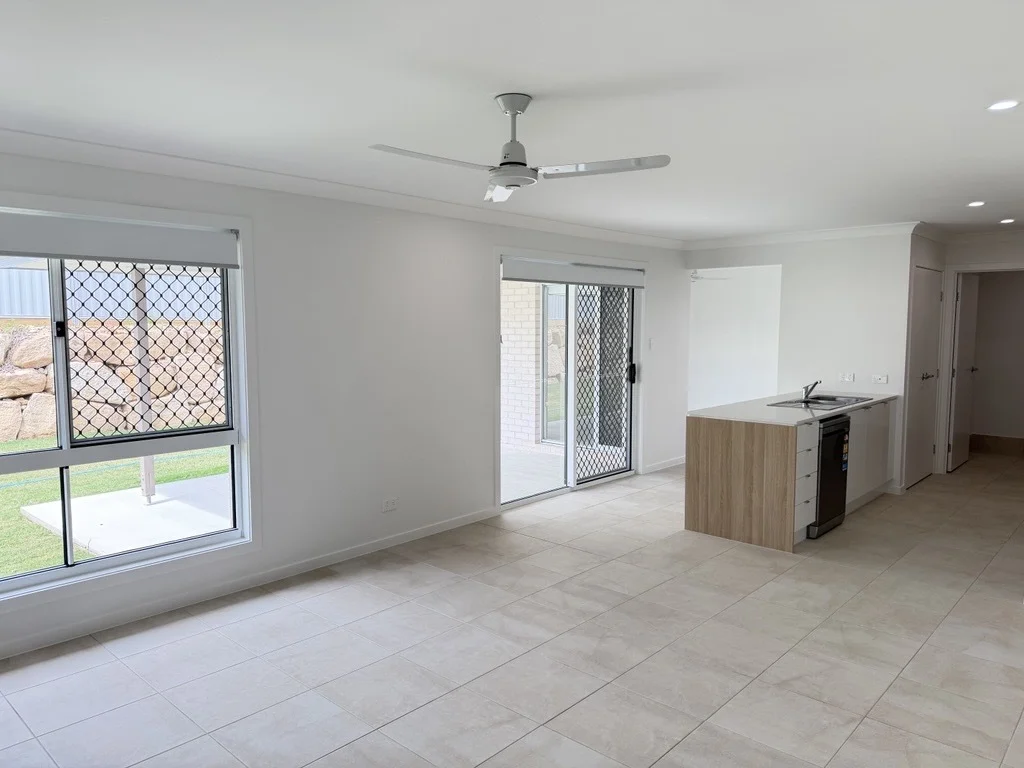 Additional image 2 of 38 West Spring Way, Nikenbah QLD 4655