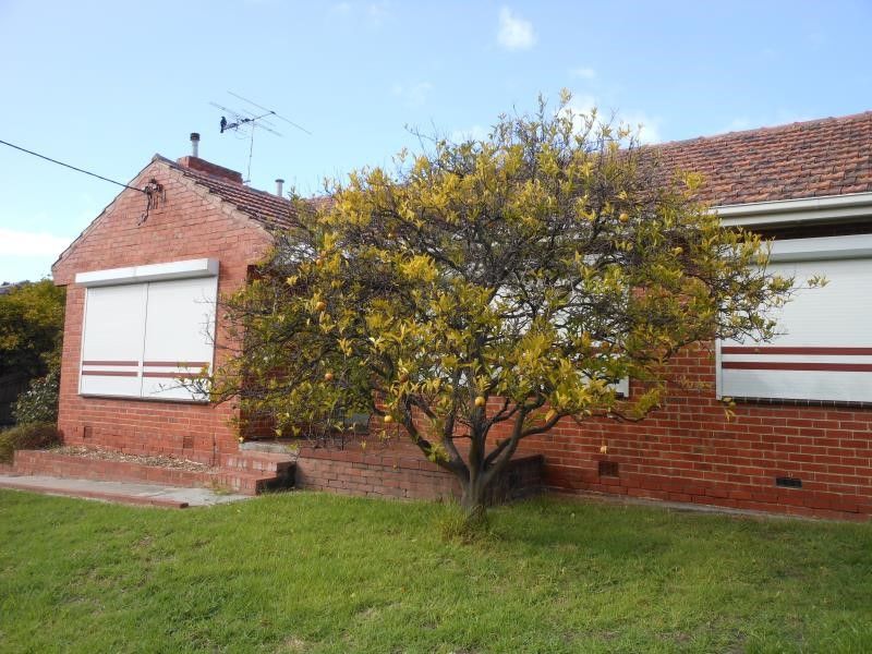 3 bedrooms House in 46 Batesford Road MALVERN EAST VIC, 3145