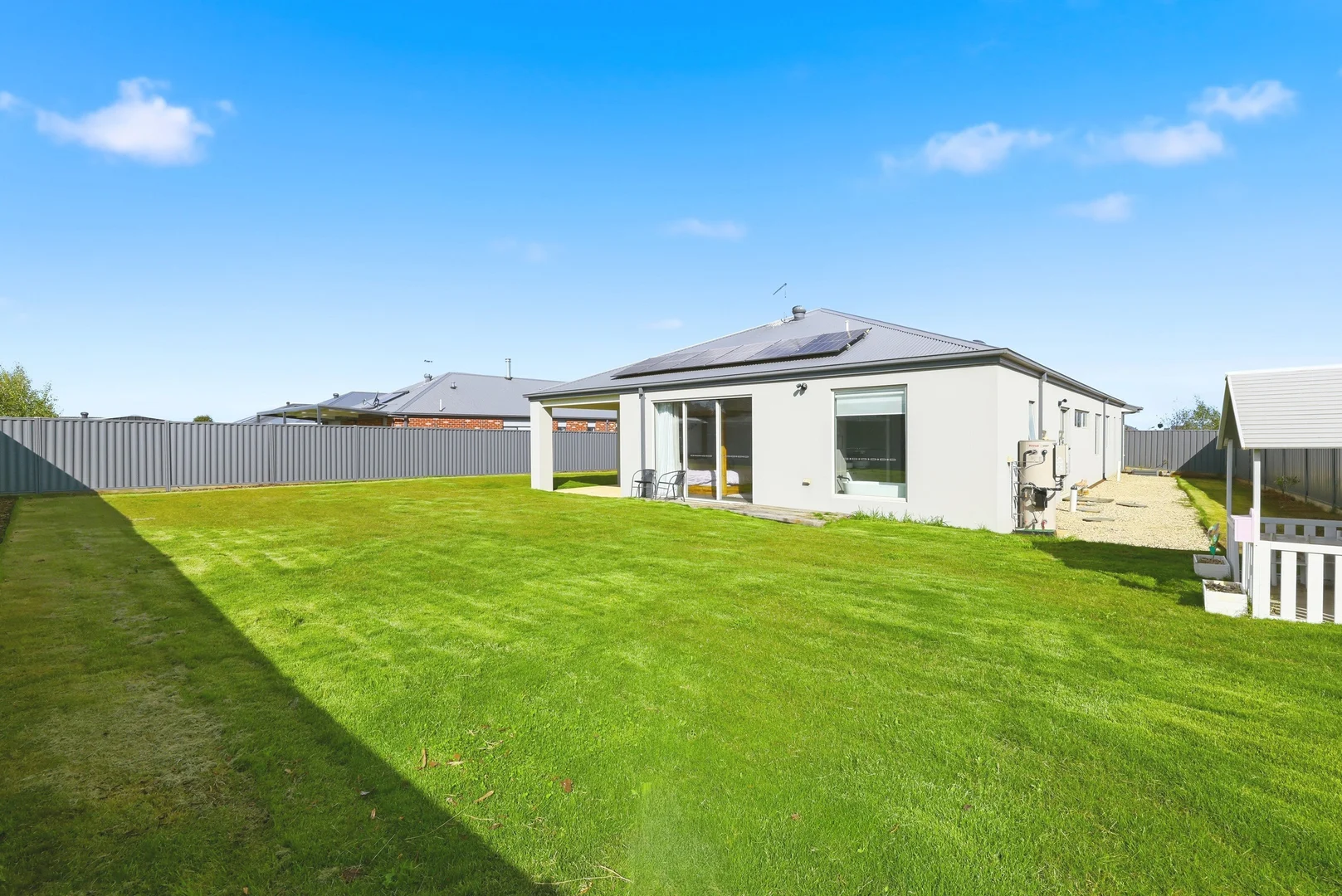 Additional image 28 of 1 Oak Grove, Romsey VIC 3434