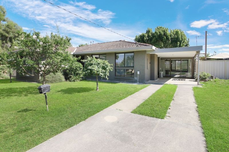 3 bedrooms House in 29 Barkly Street CHILTERN VIC, 3683
