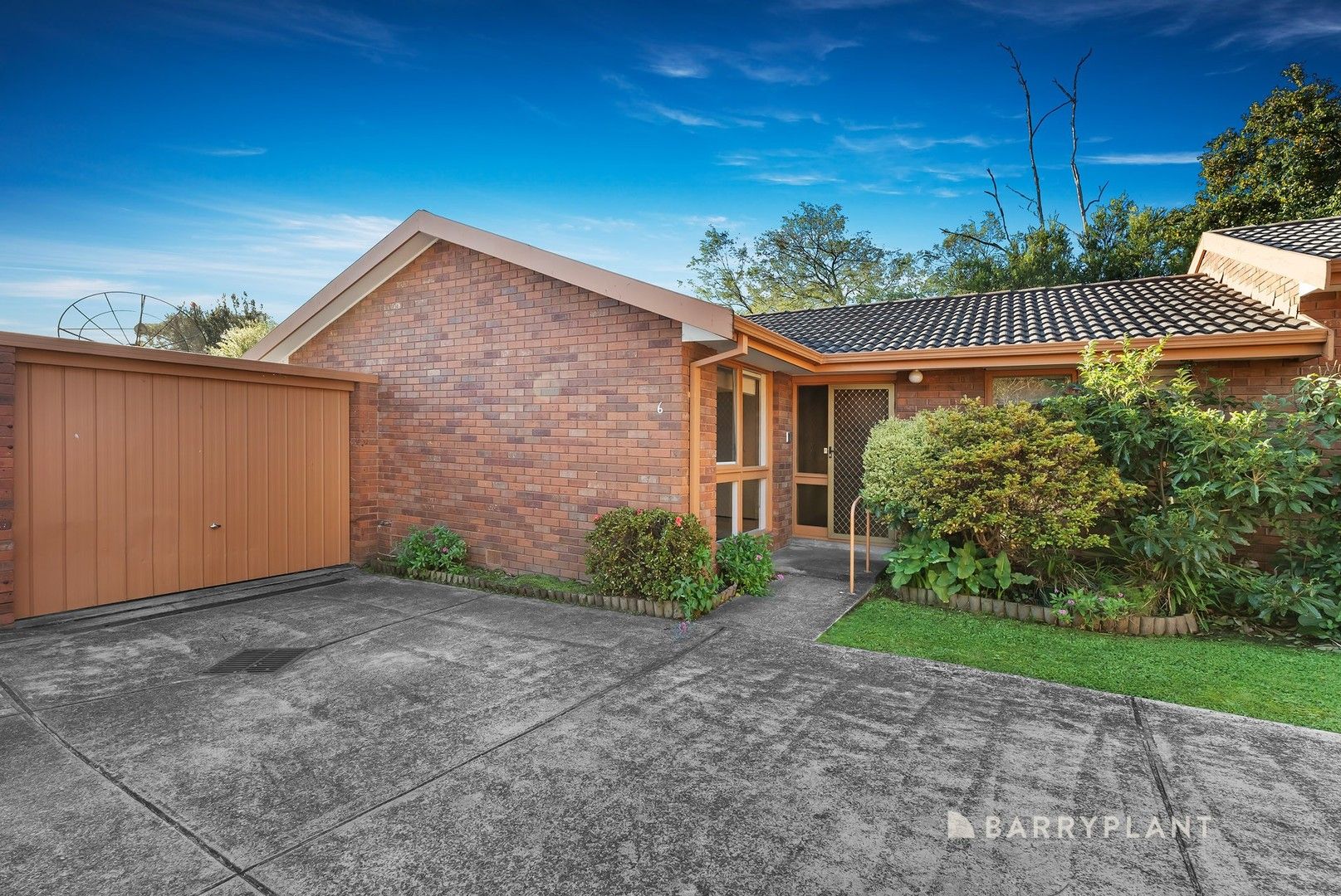 2 bedrooms Apartment / Unit / Flat in 6/213 Blackburn Road DONCASTER EAST VIC, 3109