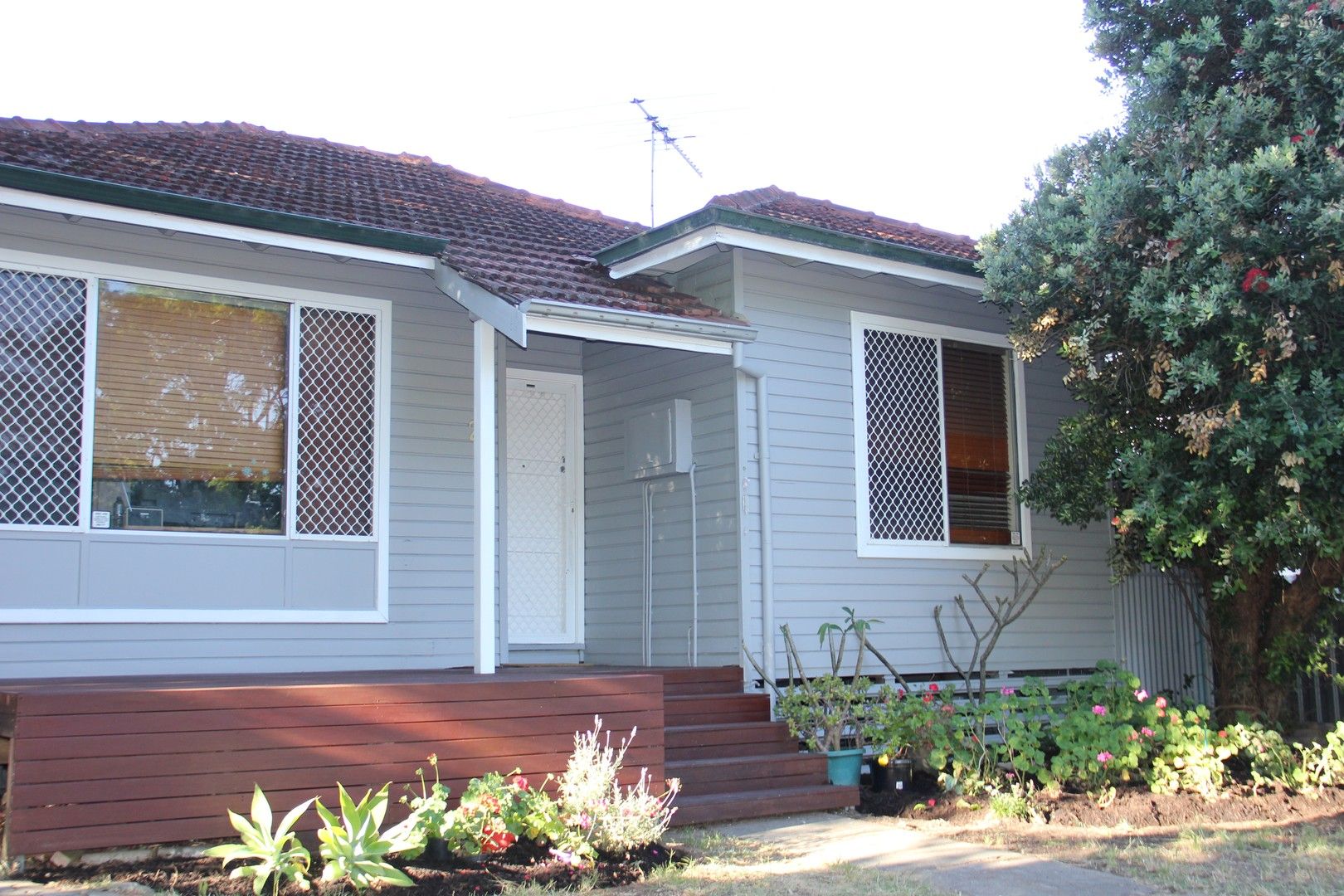 2 bedrooms House in 23 Ougden Way MEDINA WA, 6167