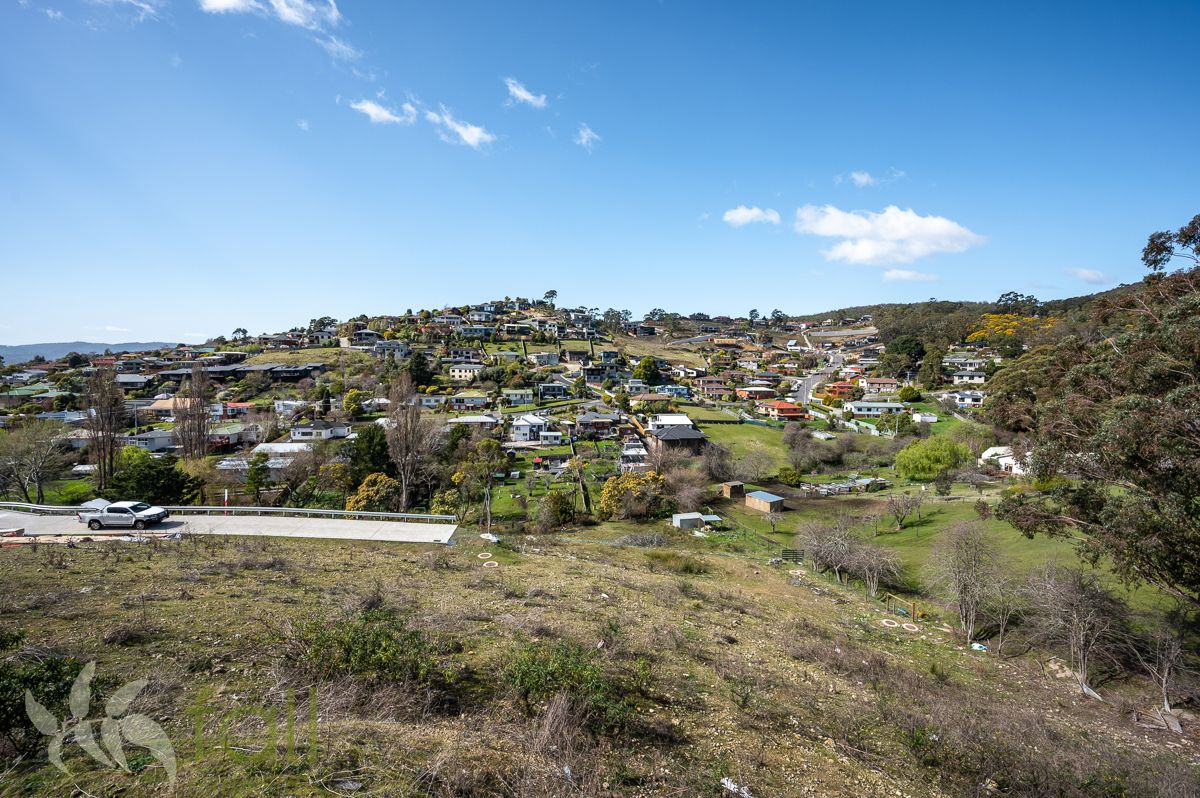 24 Ancanthe Avenue, Lenah Valley TAS 7008, Image 2