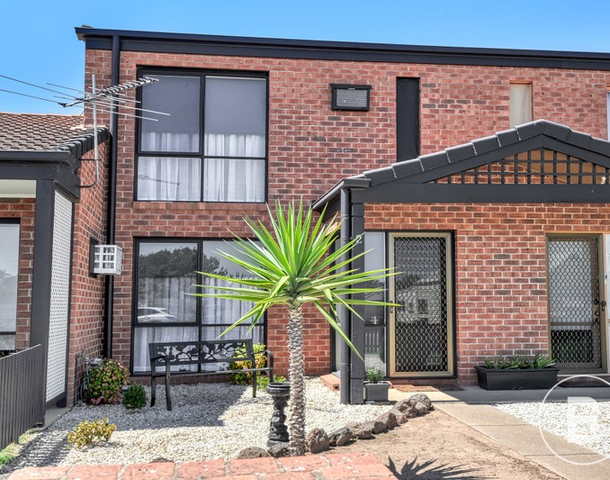 2/94 Burns Street, Maryborough VIC 3465