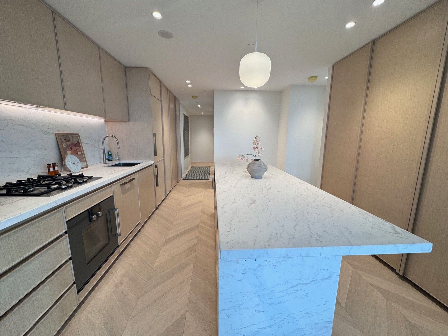 2 bedrooms Apartment / Unit / Flat in 2B/168 Walker street NORTH SYDNEY NSW, 2060