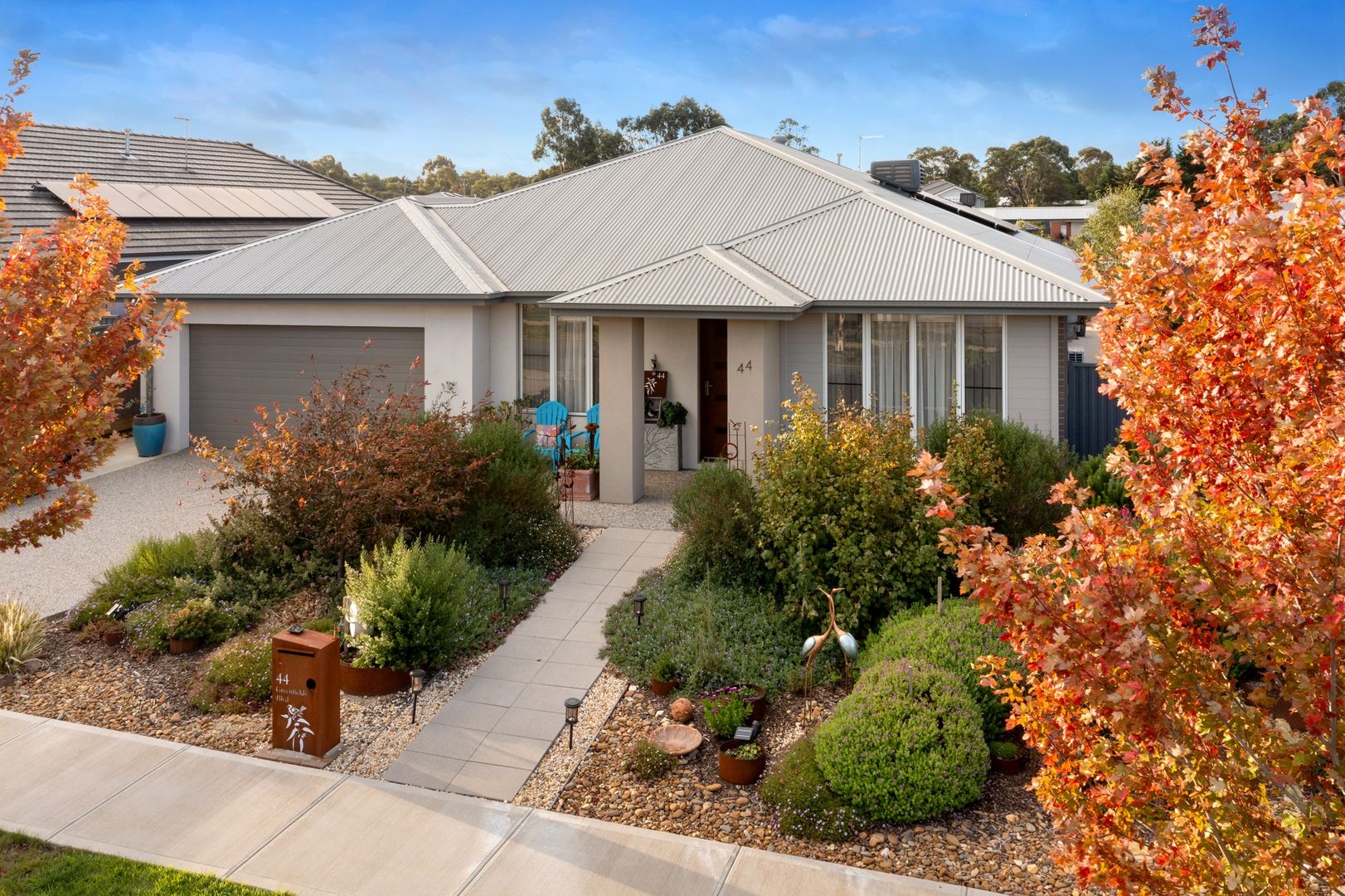 44 Greenfields Boulevard, Romsey VIC 3434, Image 2