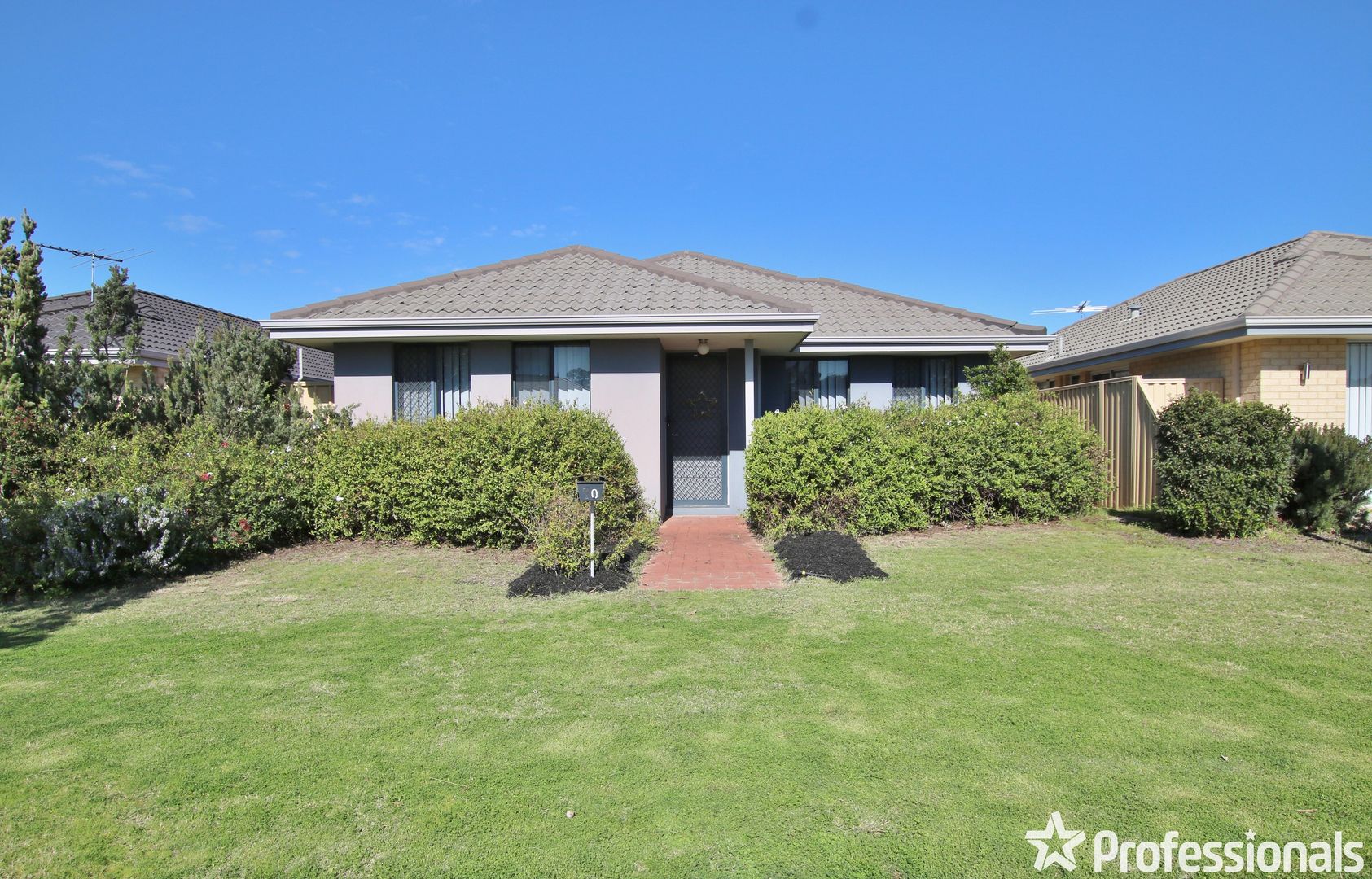 10 Ballawarra Avenue, Byford WA 6122 House For Rent 480 Domain