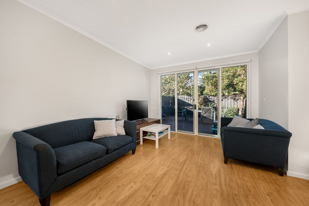 3/1 Carrabin Court, Knoxfield VIC 3180, Image 2