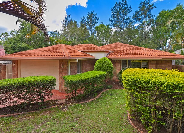 1 Chiswick Place, Forest Lake QLD 4078