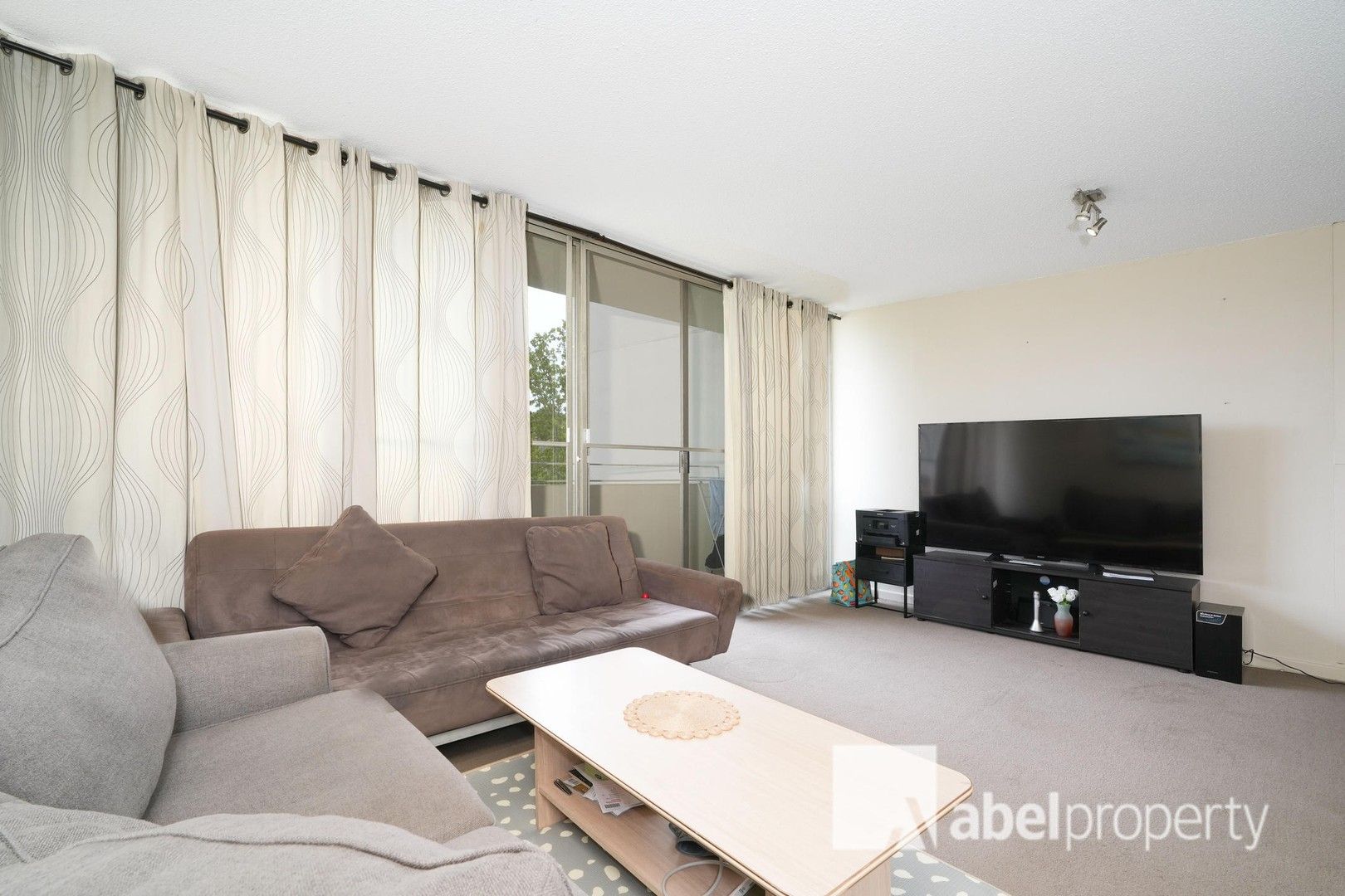 2 bedrooms Apartment / Unit / Flat in  CLAREMONT WA, 6010