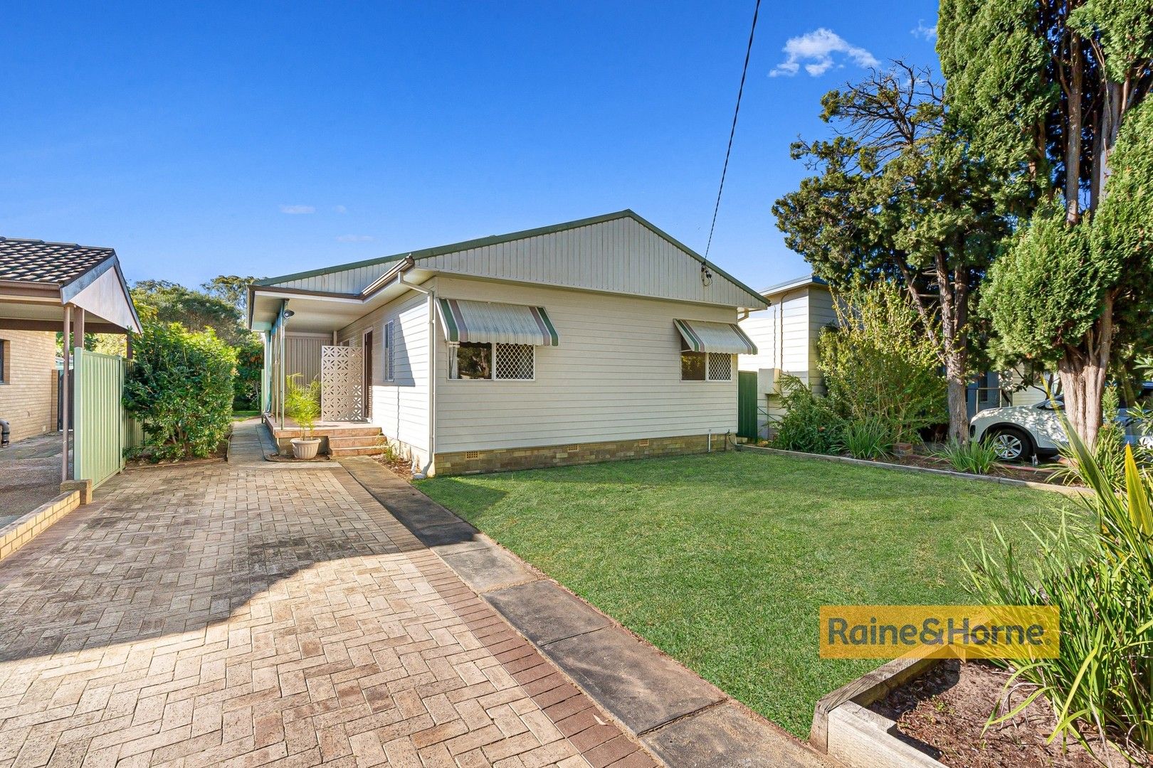 3 bedrooms House in 45 Adelaide Avenue UMINA BEACH NSW, 2257