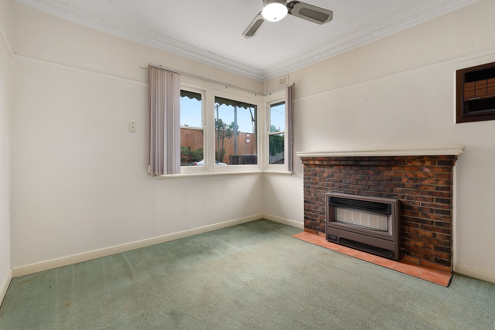 21 Chingford Street, Fairfield VIC 3078, Image 2