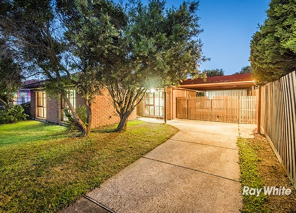 8 Jasmine Court, Cranbourne North VIC 3977