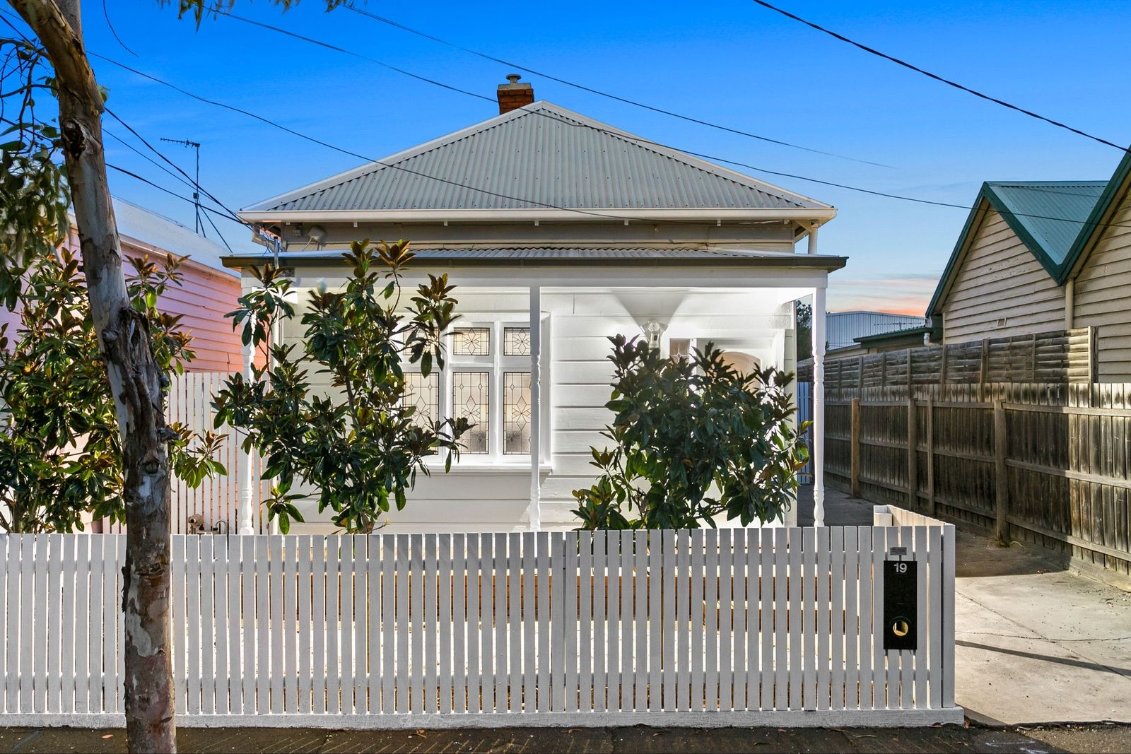 2 bedrooms House in 19 Frederick Street YARRAVILLE VIC, 3013