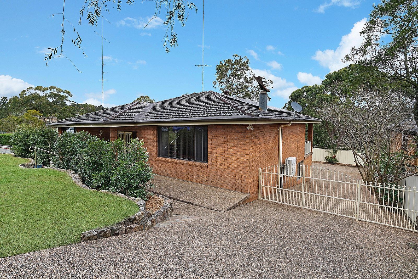 23 Conrad Avenue, Charlestown NSW 2290, Image 1