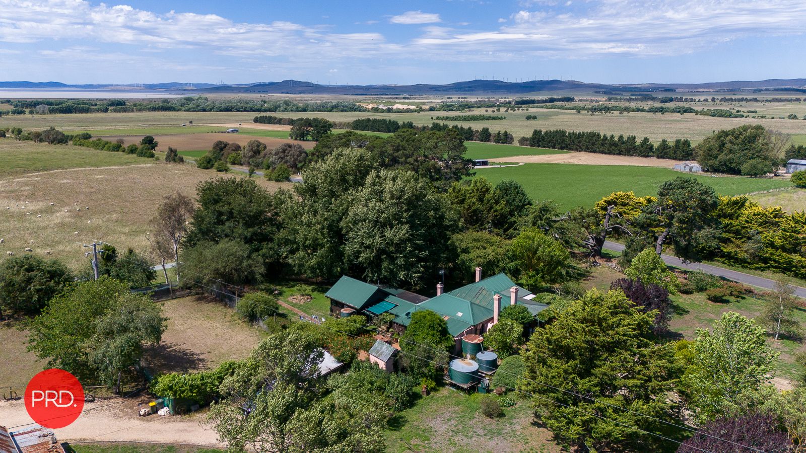8 bedrooms Rural in 39 Lake Road BUNGENDORE NSW, 2621