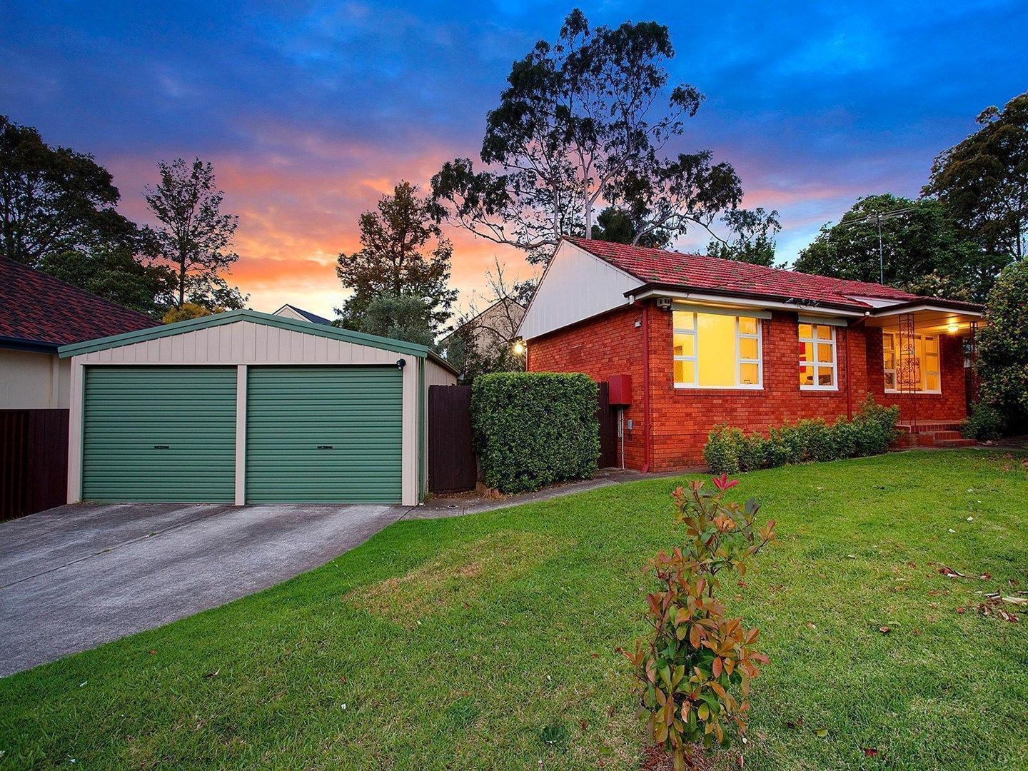 3 bedrooms House in 1 Burrell Crescent BAULKHAM HILLS NSW, 2153