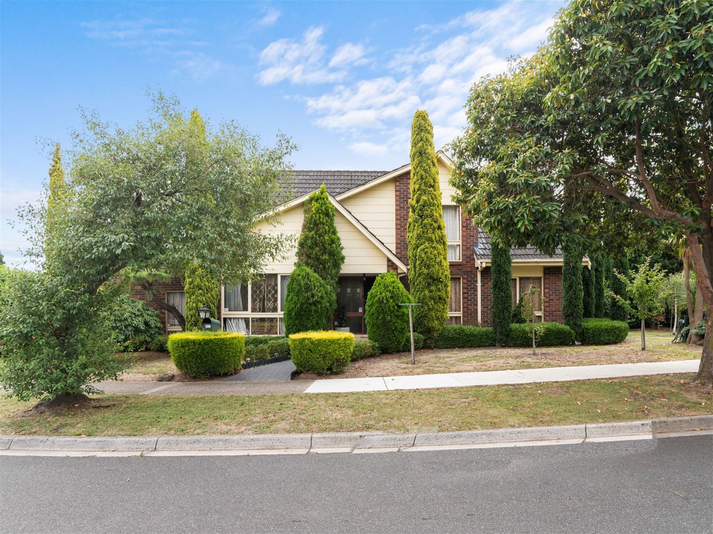 108 Fraser Crescent, Wantirna South Property History & Address