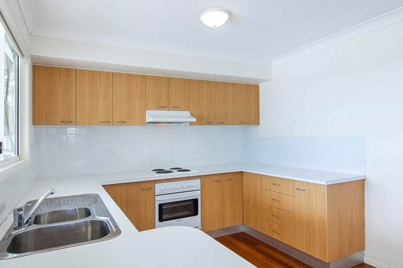 Unit 1 - 90 Tantula Road West, ALEXANDRA HEADLAND QLD 4572, Image 2