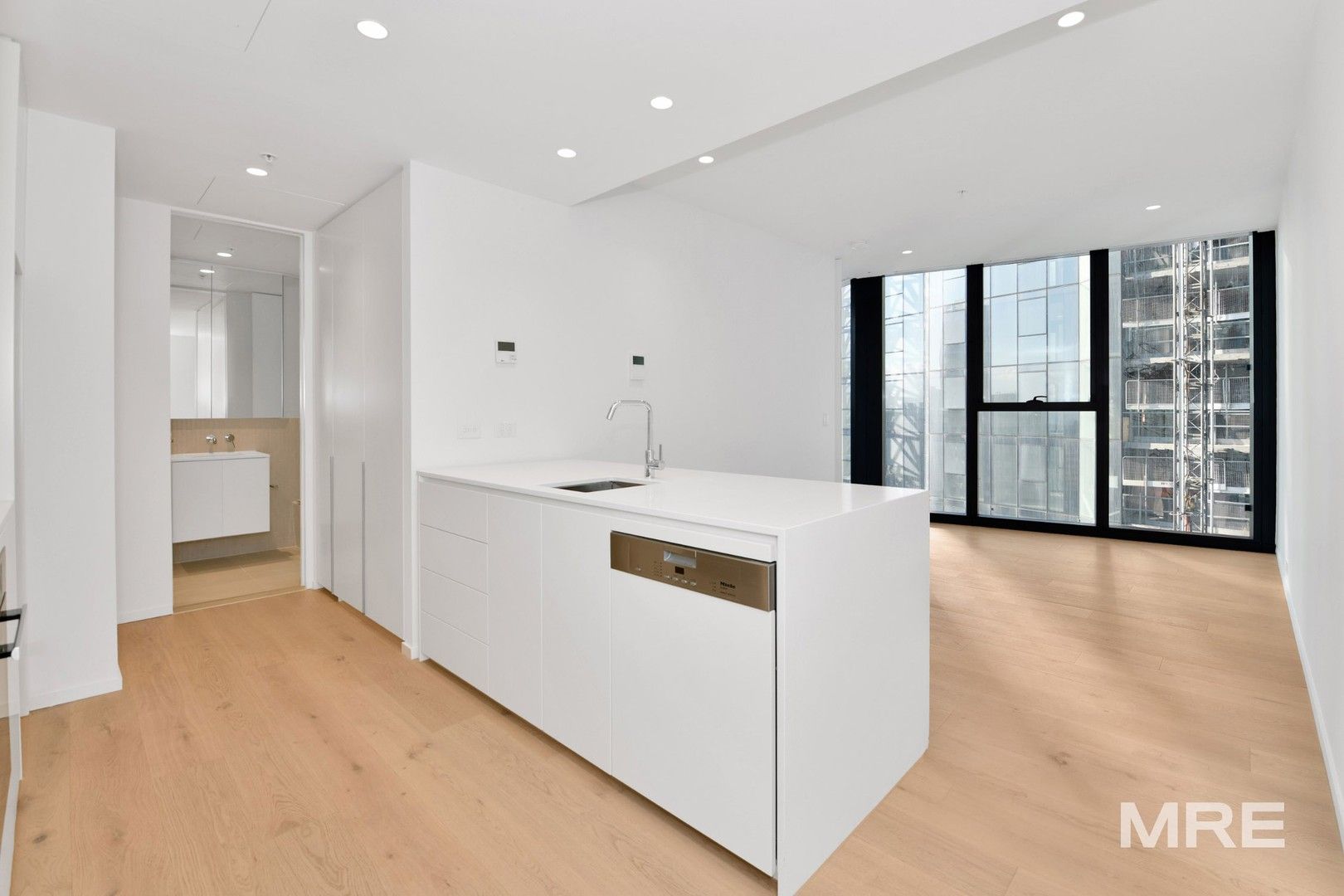 1 bedrooms Apartment / Unit / Flat in 3503W/93-119 Kavanagh Street SOUTHBANK VIC, 3006