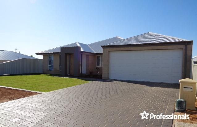 4 bedrooms House in 21 Neptune Corner GLENFIELD WA, 6532