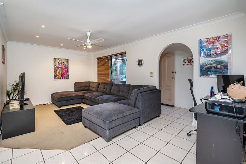 14 Bushtree Court, Burleigh Waters QLD 4220, Image 2