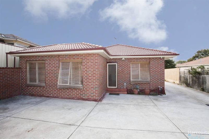 3 bedrooms Apartment / Unit / Flat in 1/7 Bates Court JACANA VIC, 3047