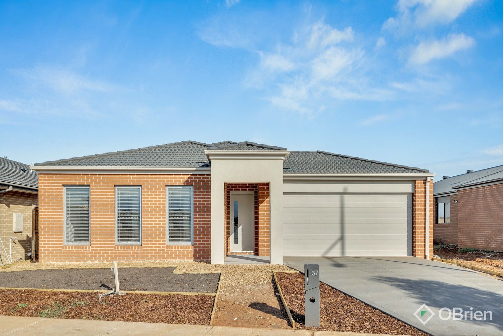 4 bedrooms House in 37 Selbourne Street STRATHTULLOH VIC, 3338