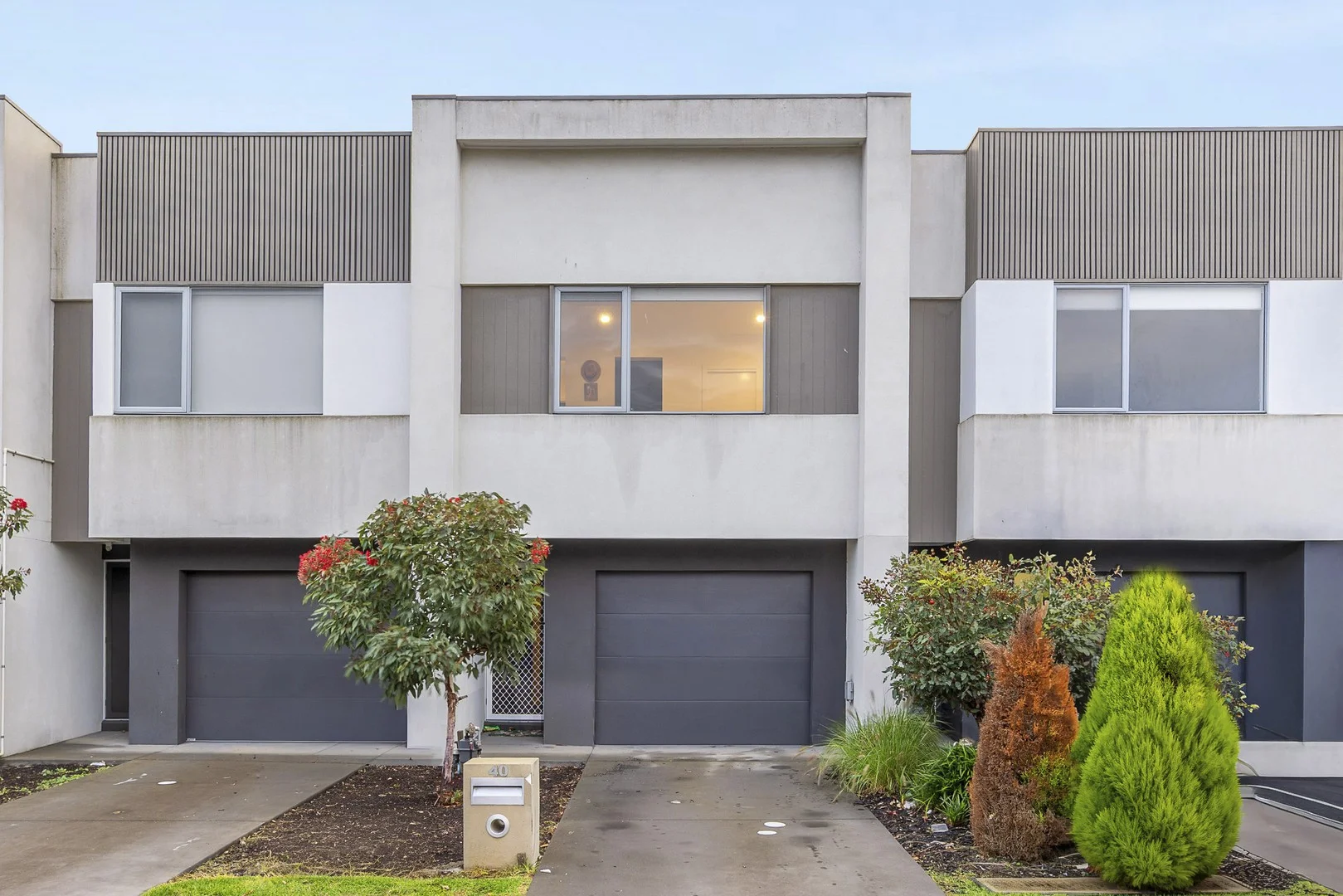 Primary image of 40 Merlin Street, Craigieburn VIC 3064