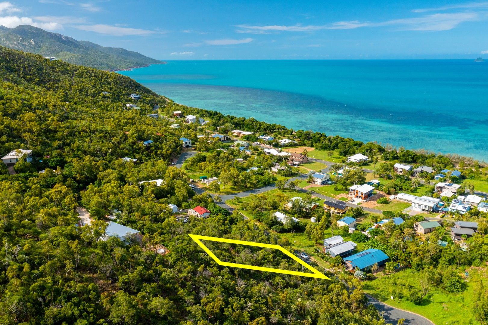 30 Rattray Avenue, Hideaway Bay QLD 4800, Image 0