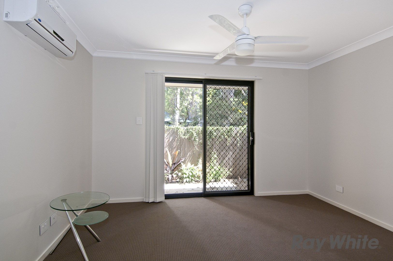 Room 4, 43B Short Street, Loganlea QLD 4131, Image 1