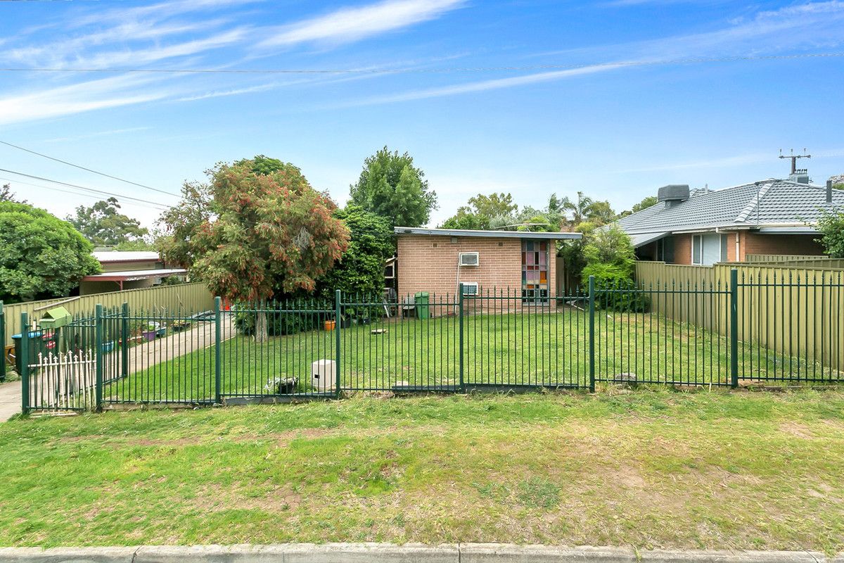 18 Michael Avenue, Modbury North SA 5092, Image 2