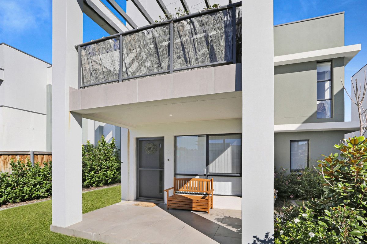 2 bedrooms Apartment / Unit / Flat in 1/1 Rosemount Drive CATHERINE FIELD NSW, 2557