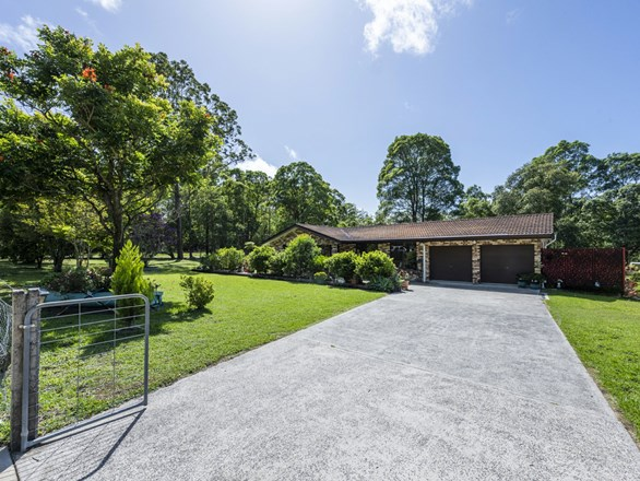 2 Island View Road, Woombah NSW 2469