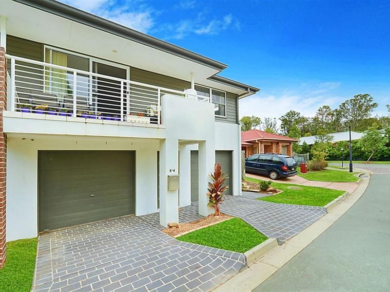 2 bedrooms Townhouse in 5/4 Vanilla Lane COOMERA QLD, 4209
