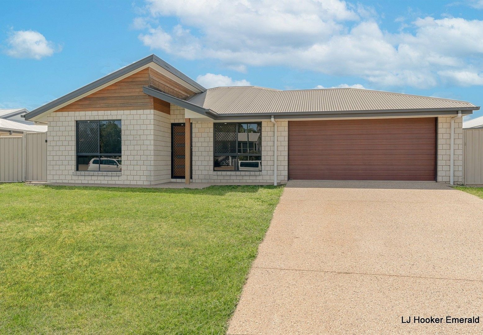 77 Loch Street, Emerald QLD 4720, Image 0