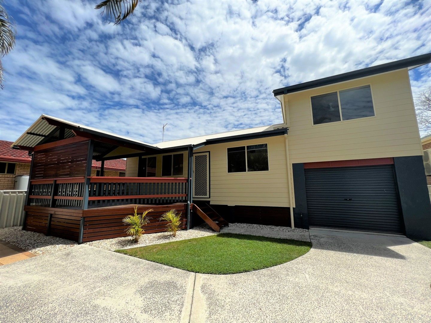 3 bedrooms House in 5B Shores Drive YAMBA NSW, 2464