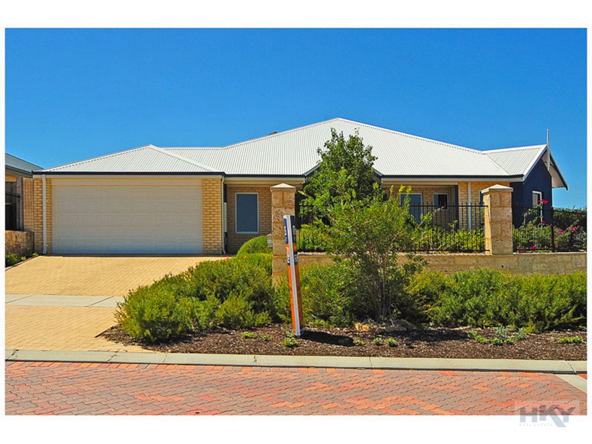 4 bedrooms House in 62 Westgrove Drive ELLENBROOK WA, 6069