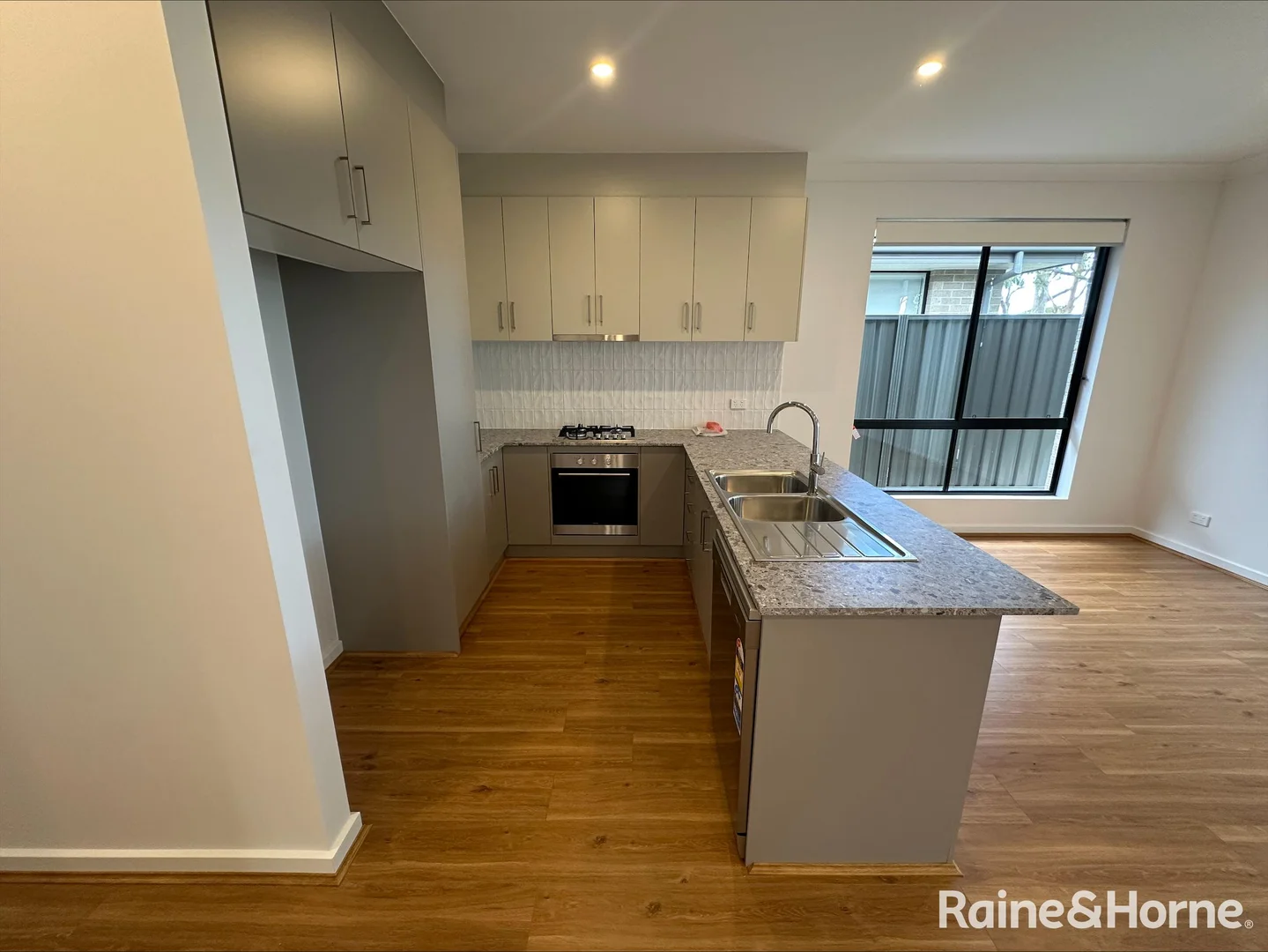 Additional image 10 of 32/3 Hollow Drive, Andrews Farm SA 5114