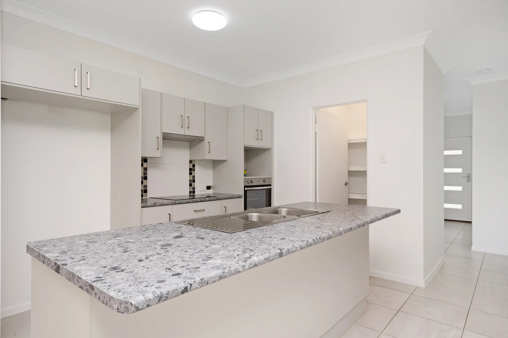 Additional image 3 of 8 Ningaloo Crescent, Burdell QLD 4818