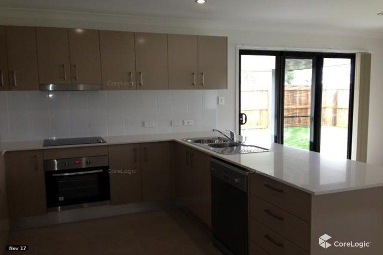 52 Powell, New Auckland QLD 4680, Image 2