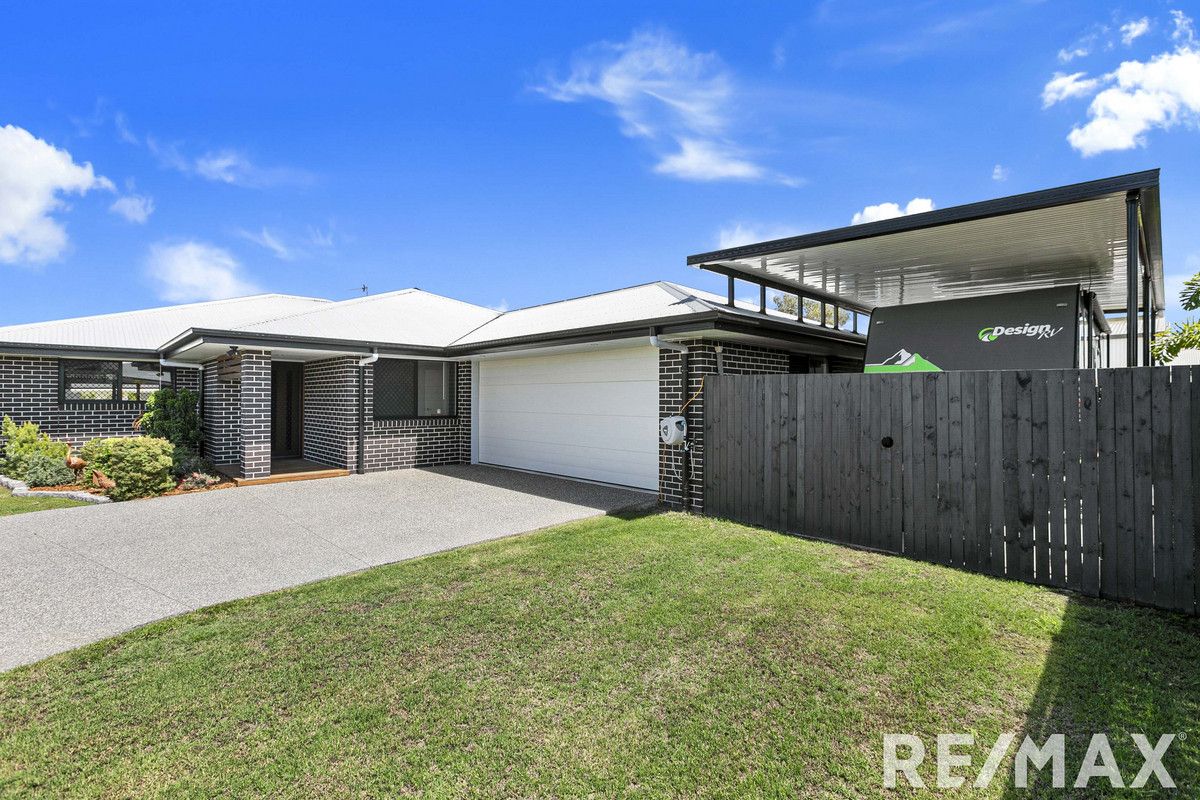 8 Wallace Court, Urangan QLD 4655, Image 1