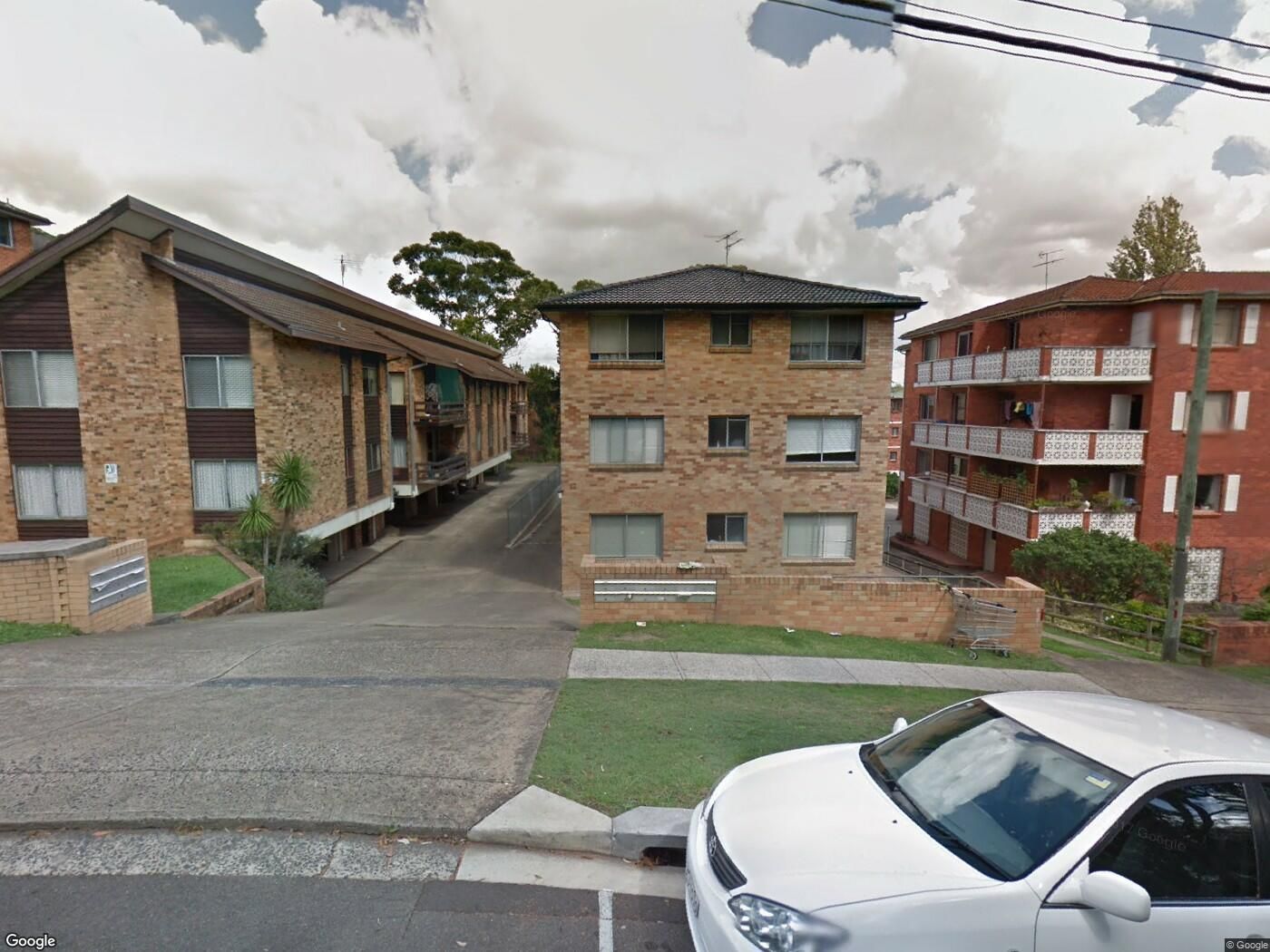 2 bedrooms Apartment / Unit / Flat in 12/17 Bank Street MEADOWBANK NSW, 2114