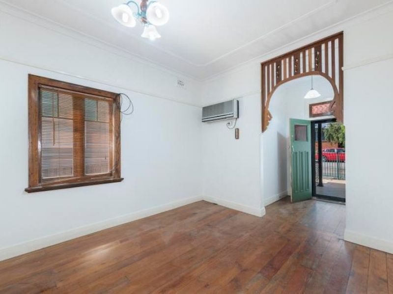 44 Henry Street, Tighes Hill NSW 2297, Image 1