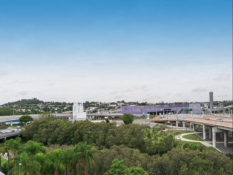 3 bedrooms Apartment / Unit / Flat in 2302/141 Campbell Street BOWEN HILLS QLD, 4006