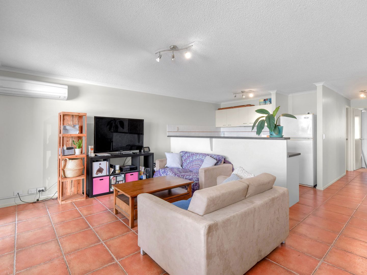 4/25-27 Whytecliffe Street, Albion QLD 4010, Image 2